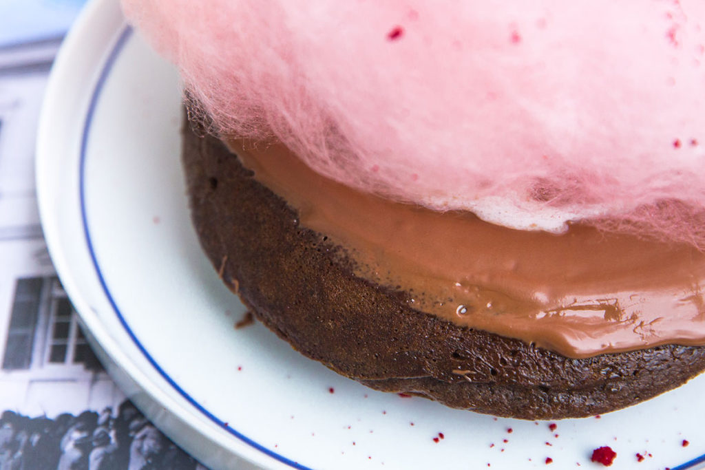 estrella-cotton-candy-pancakes-2